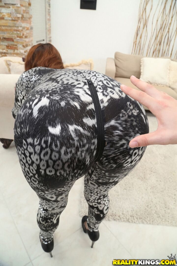 Here Cums Camilla