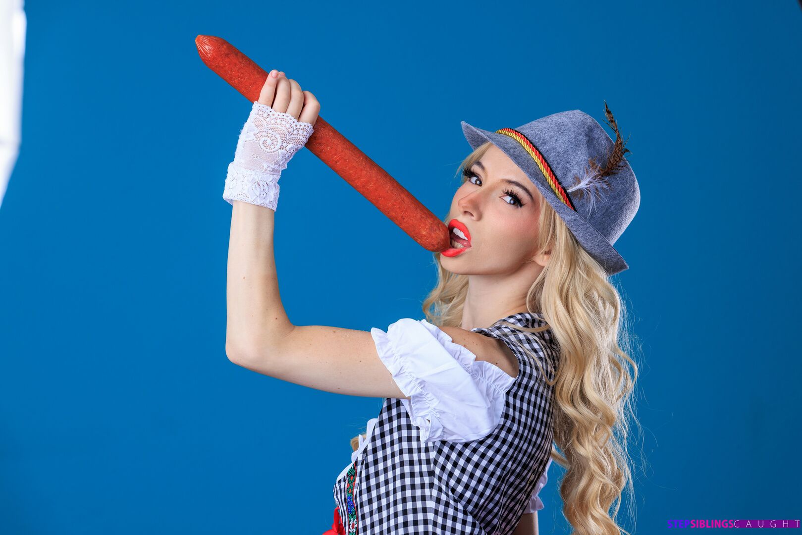 October 2022 Flavor Of The Month Kenzie Reeves - S21:E4