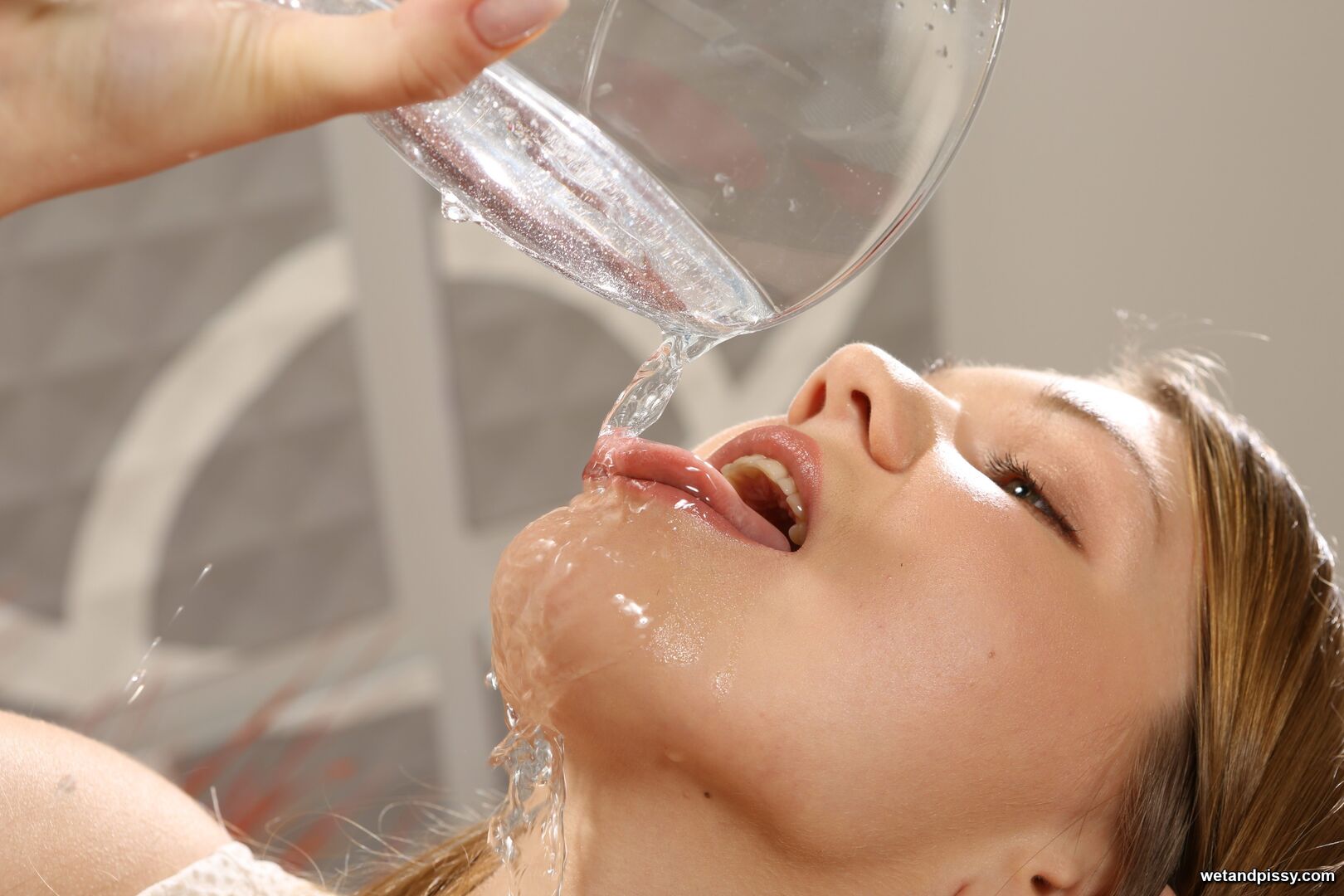 AMANDA CLARKE — PLAYFUL PEE