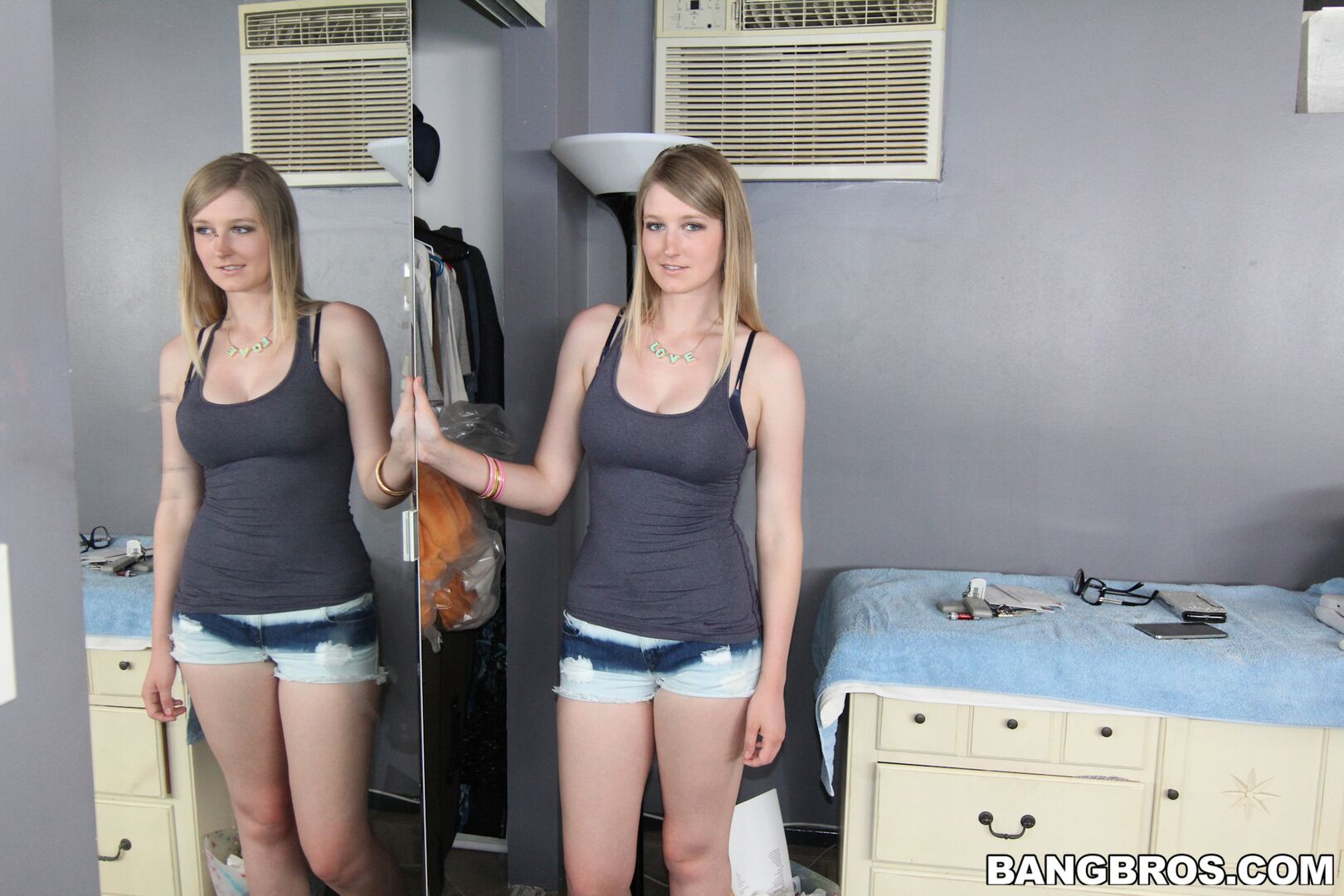 White Girl In Hot Interracial Sex