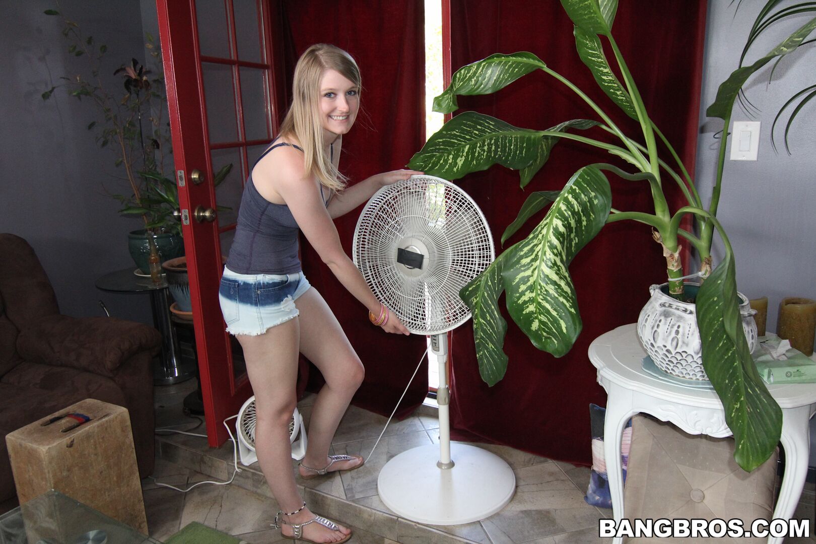 White Girl In Hot Interracial Sex