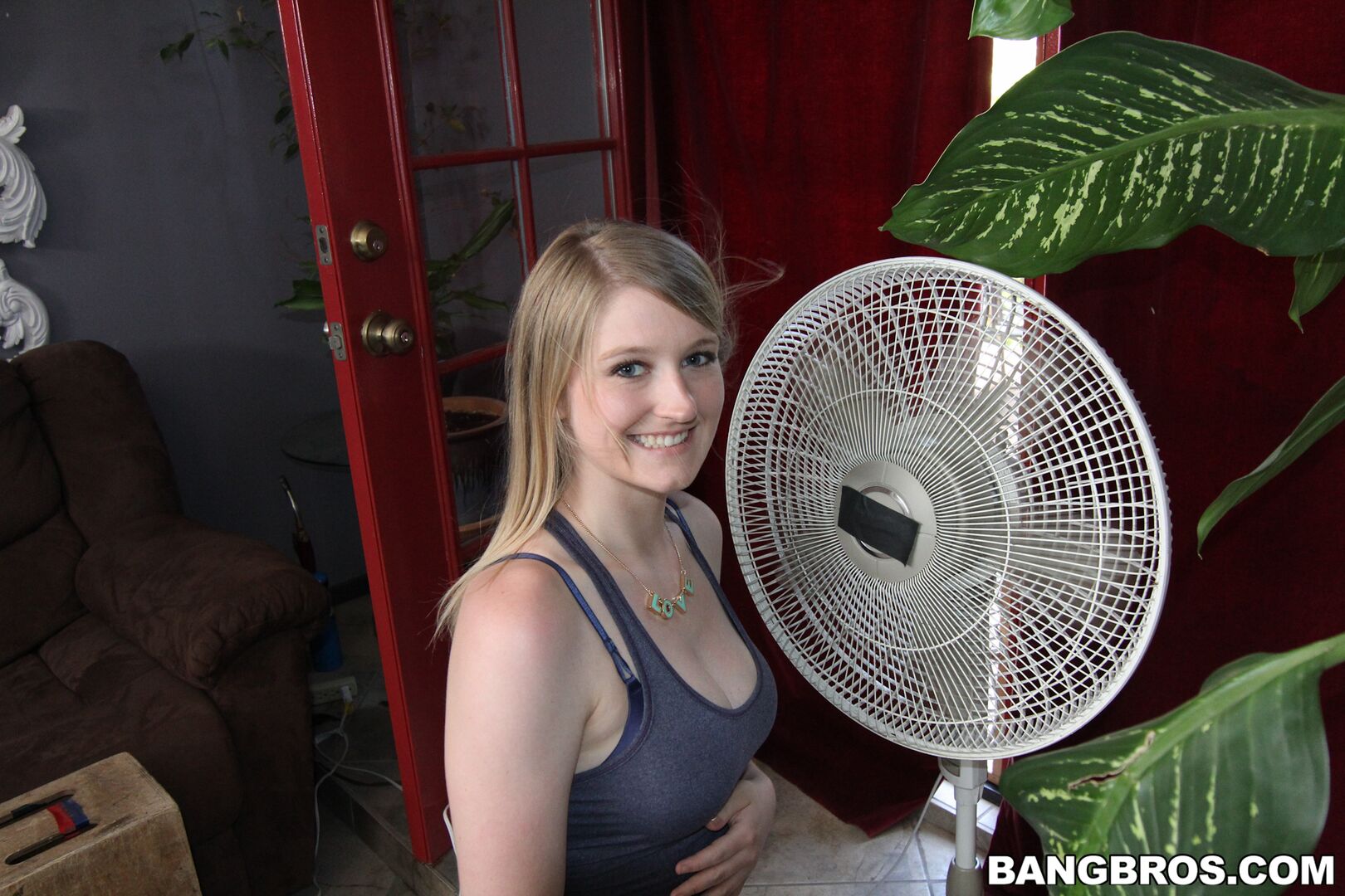 White Girl In Hot Interracial Sex