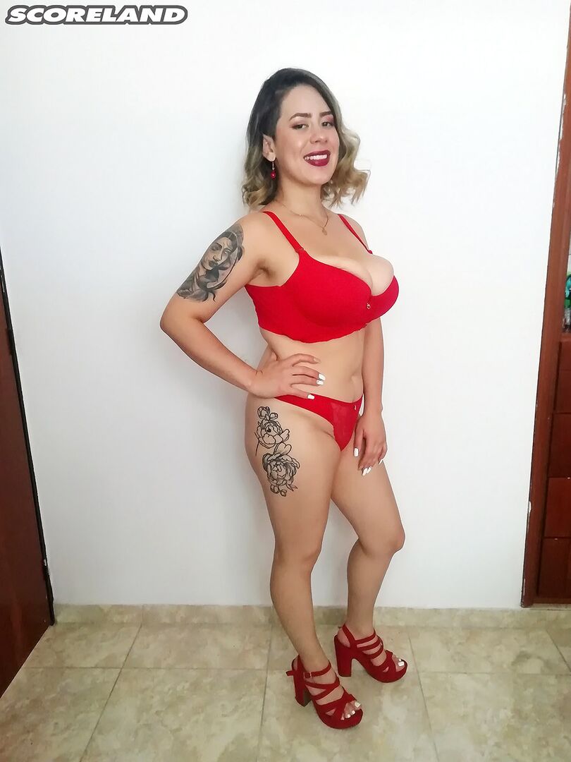 TIT-FUCKED & SUCKED BY SOFIA SANTANA