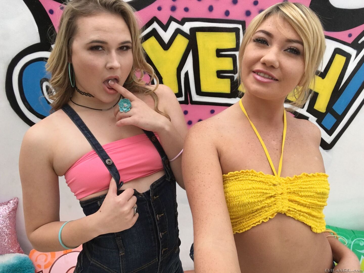 Zelda & Alyssa's Anal Foodstuffs 3-Way