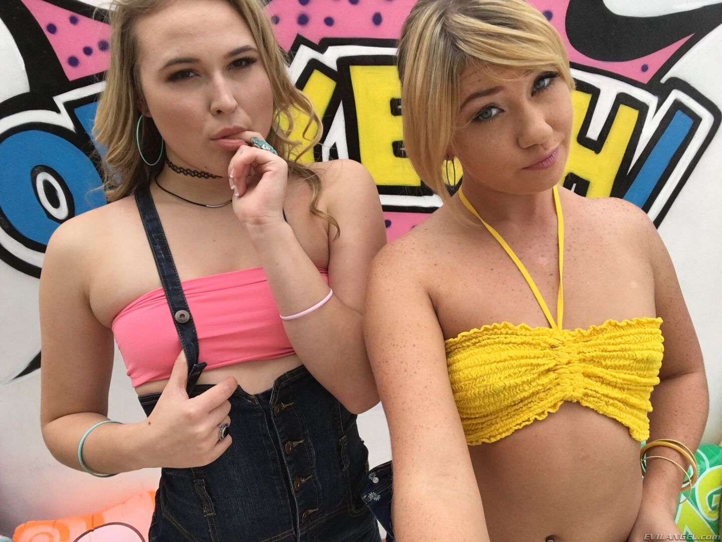 Zelda & Alyssa's Anal Foodstuffs 3-Way