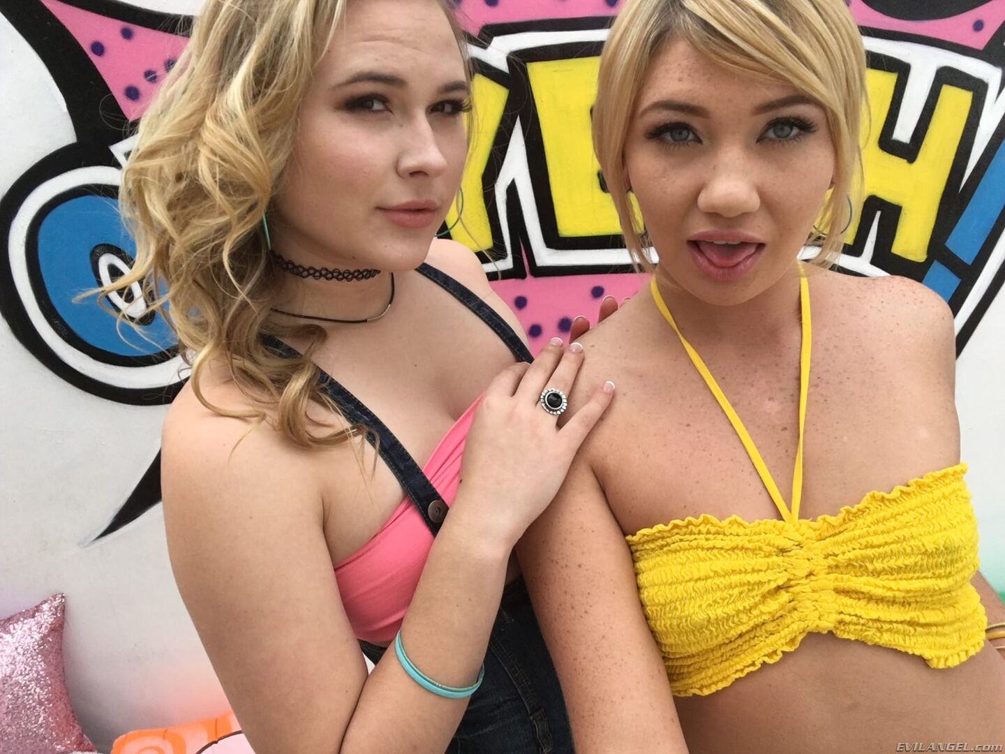Zelda & Alyssa's Anal Foodstuffs 3-Way