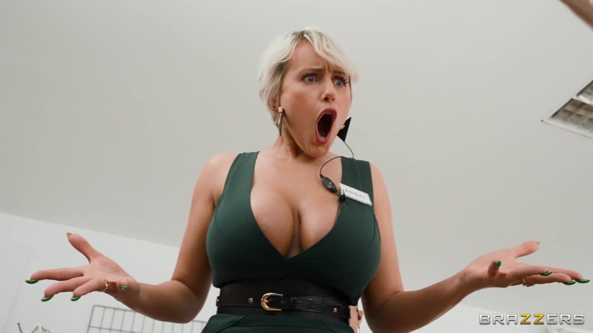 Warning: Shoplifters Will Be Pro-ASS-ecuted