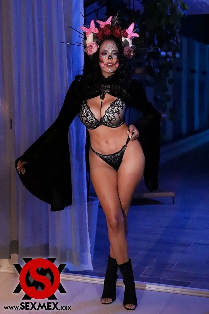 DAY OF THE DEATH . KATRINA MORENO