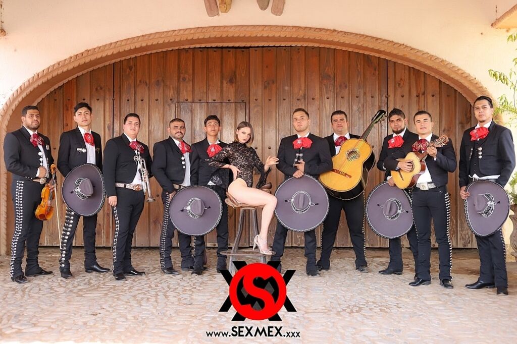 5 DE MAYO - MARIACHI GANGBANG