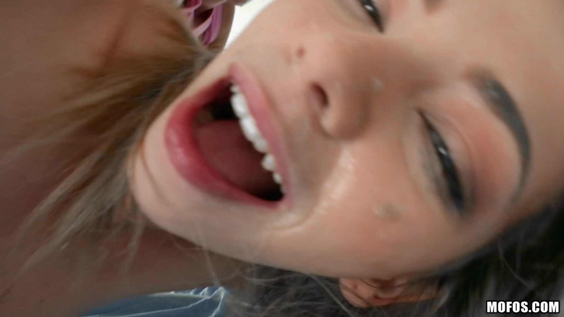 Squirting Babes in Couple's Threesome