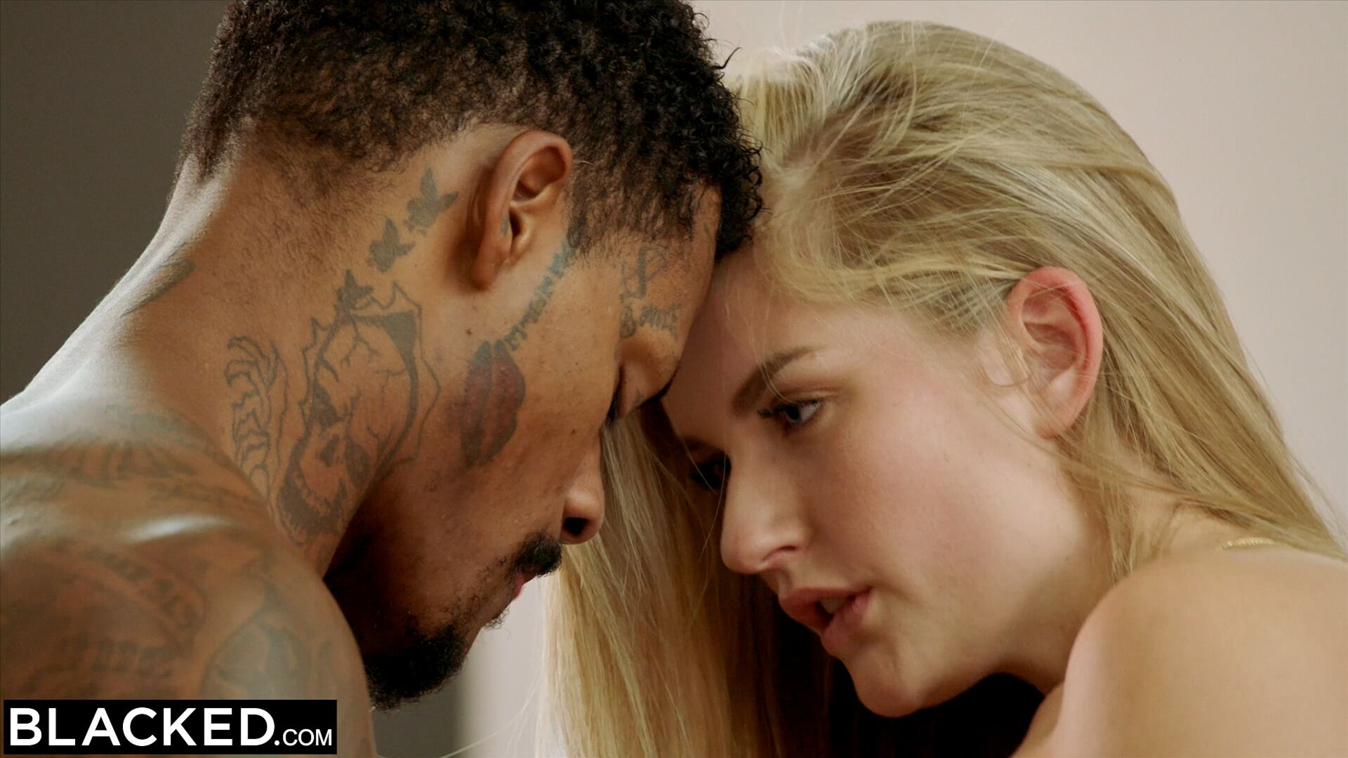 Bride Gets Cold Feet and Cheats With Big Cock