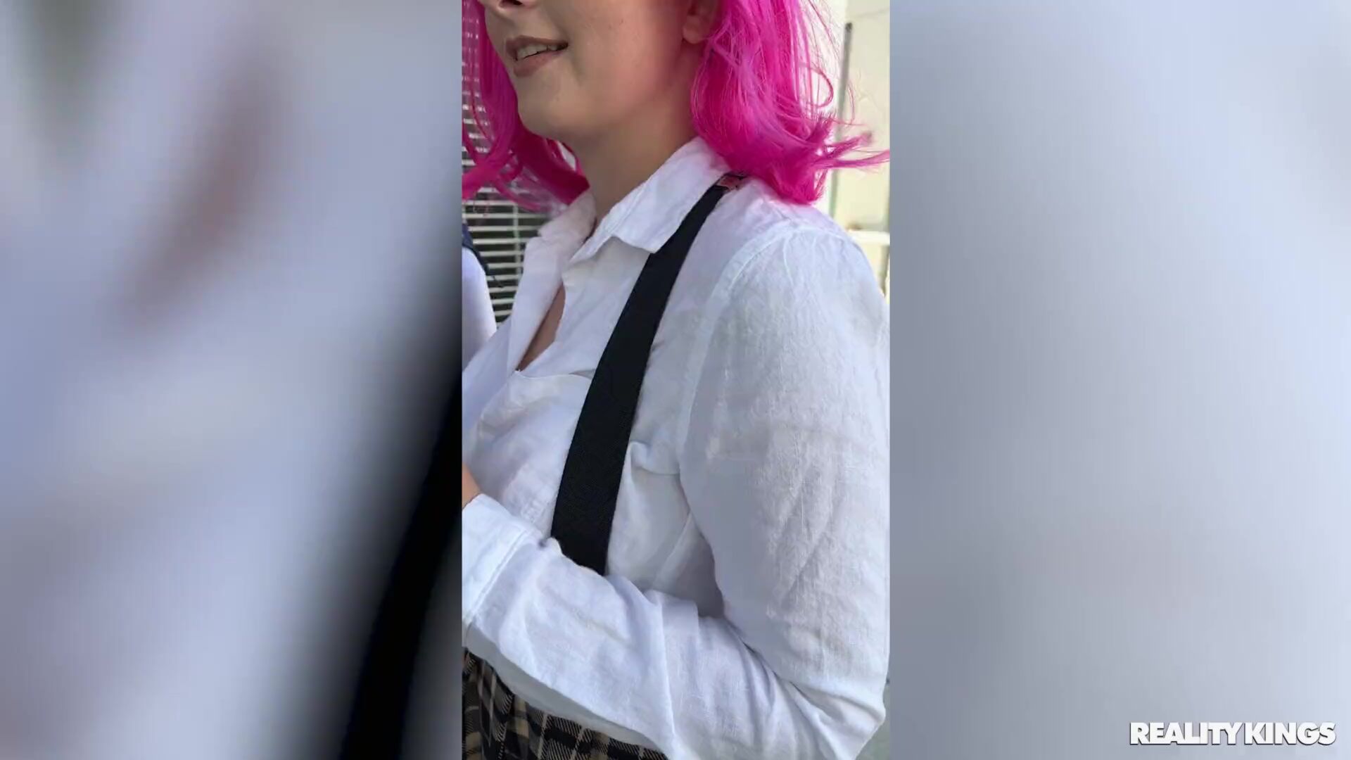 Who's The Sexier Cosplayer?