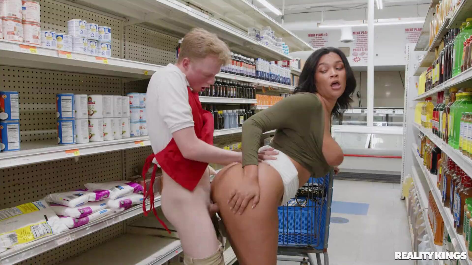 MILF Gets Grocery Store Dick