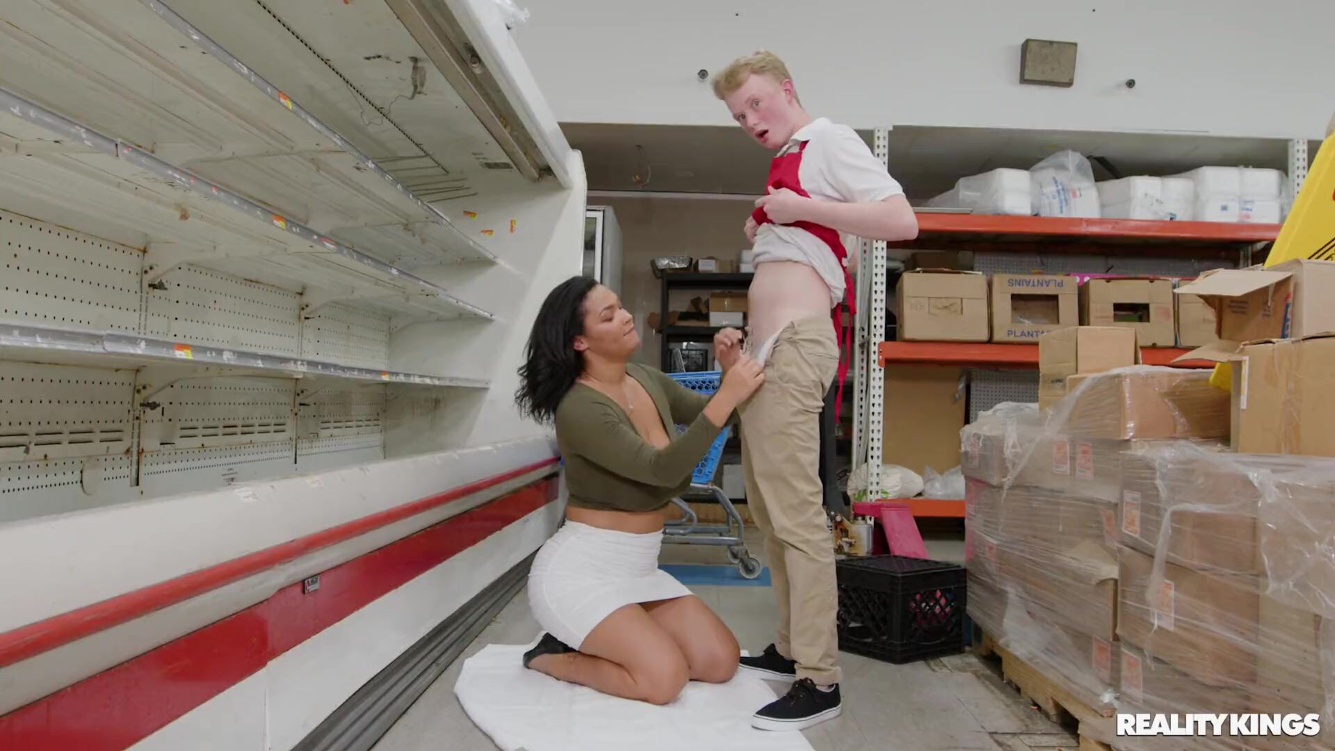 MILF Gets Grocery Store Dick