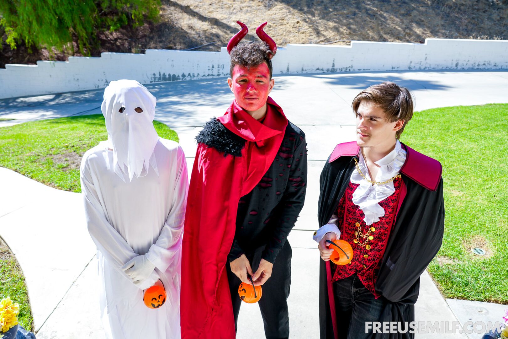 Trick or Freeuse