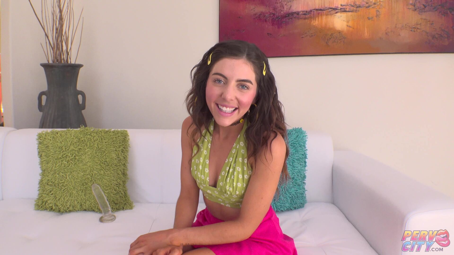 Skinny Cutie Theodora Day Spreads Her Fresh Pussy