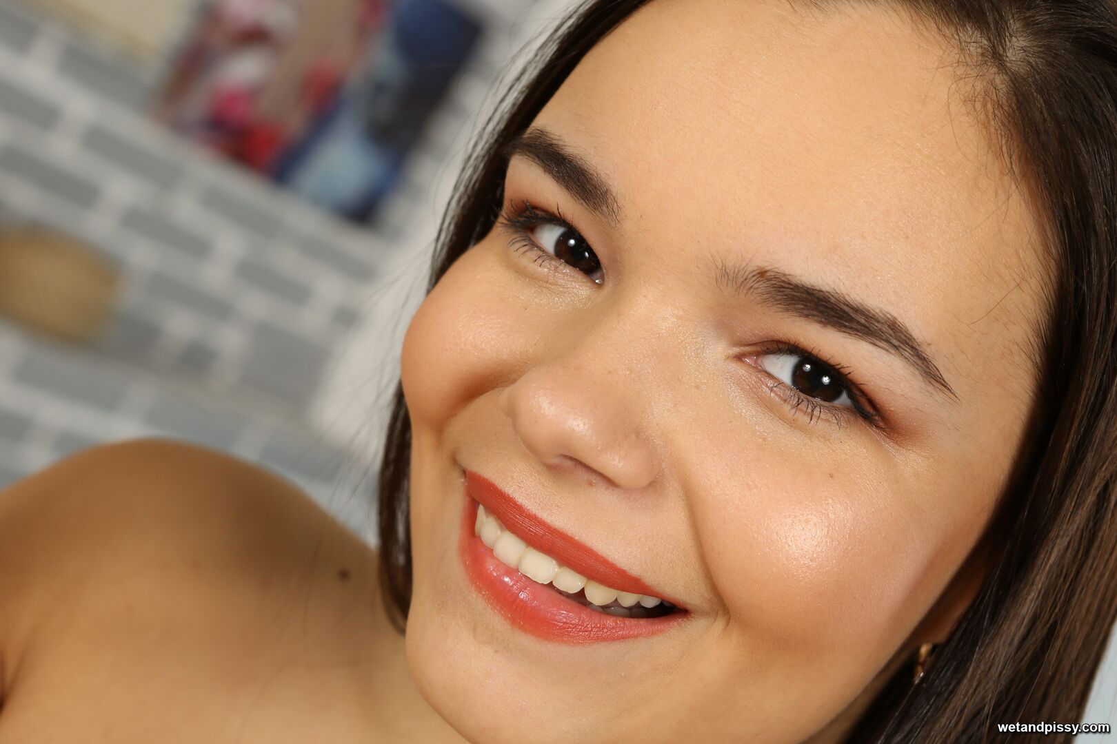 SOFIA LEE — BUSTY AND WET