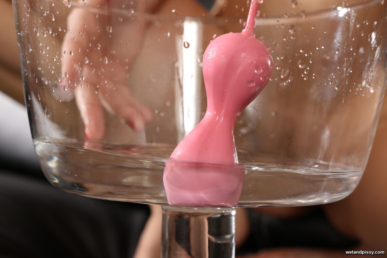 ANTONIA SAINZ — SOAKED BIG TITS