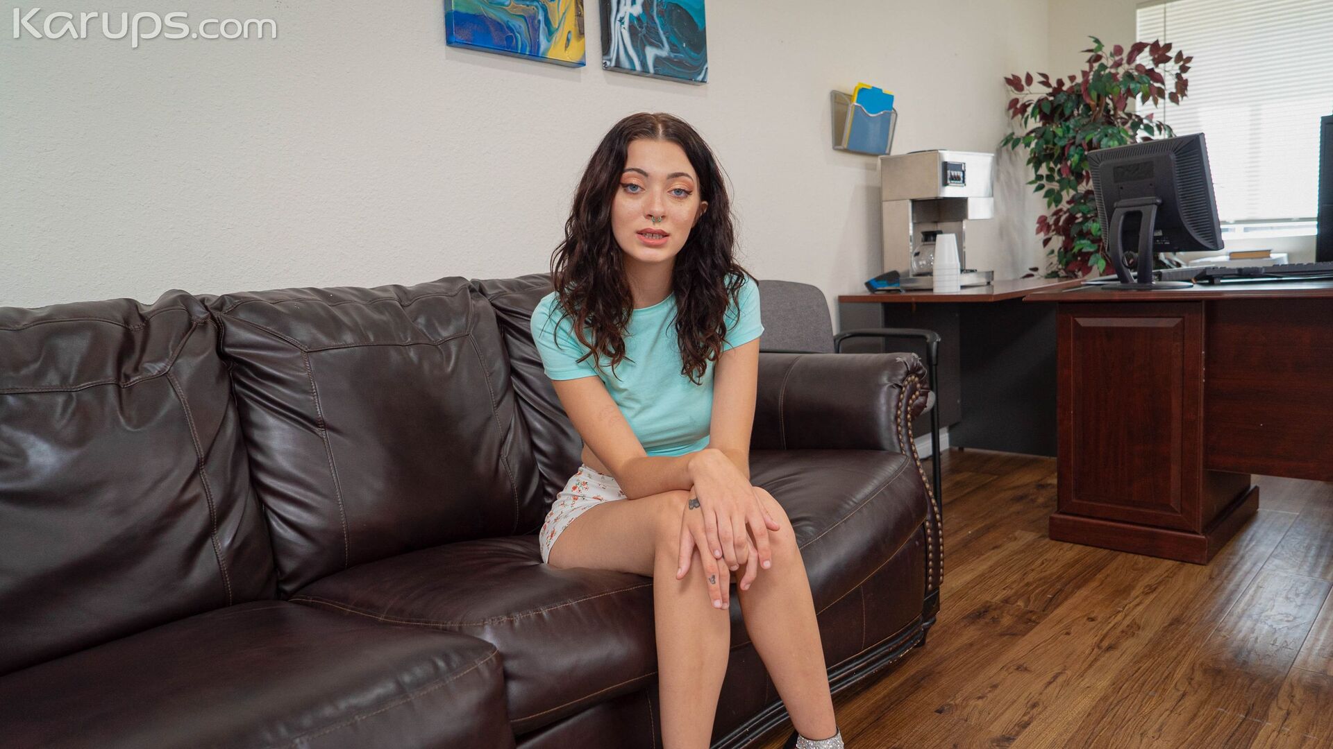 MY HOT TEEN INTERN