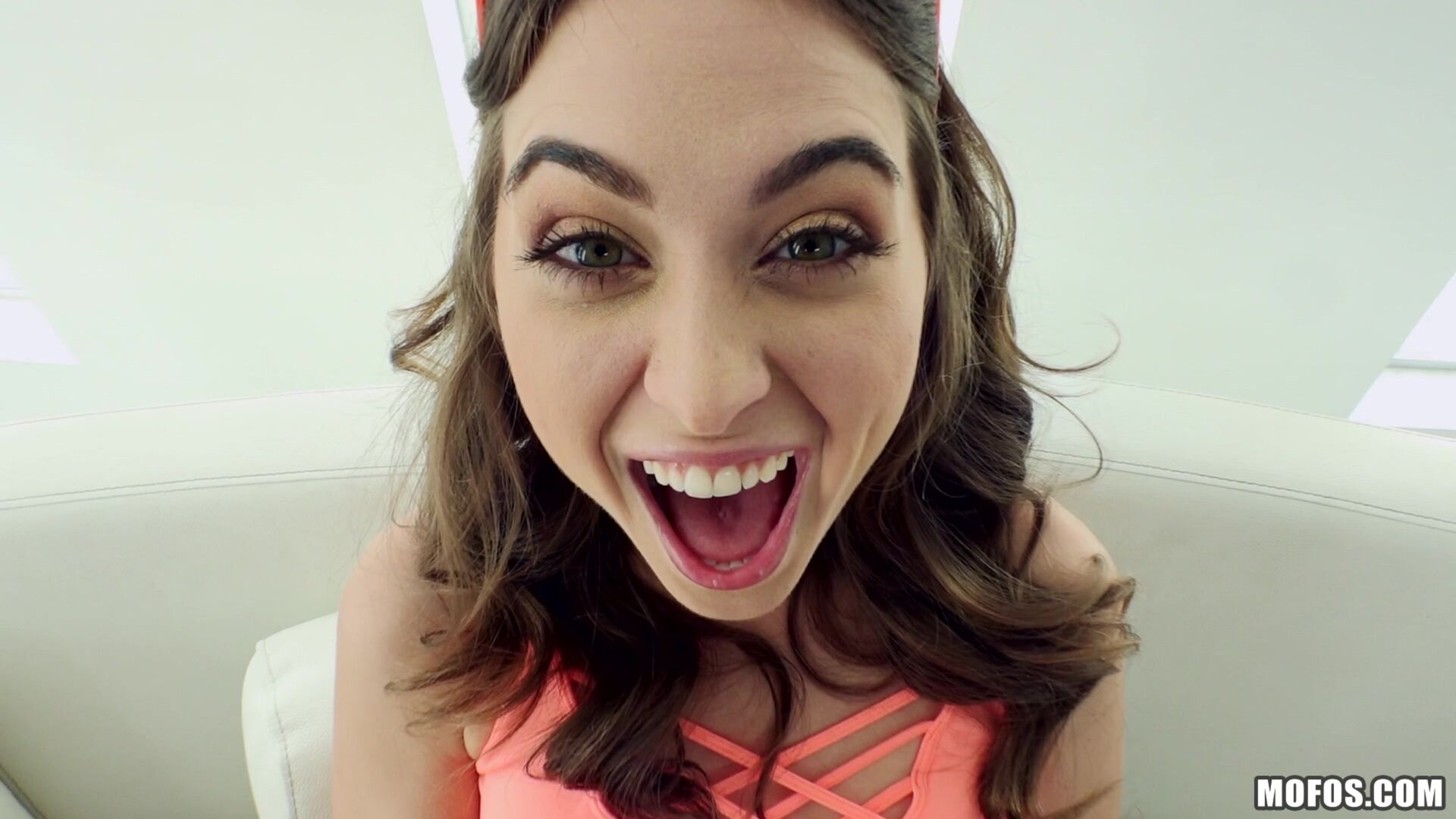 Riley Reid Gets Fucked Upside Down