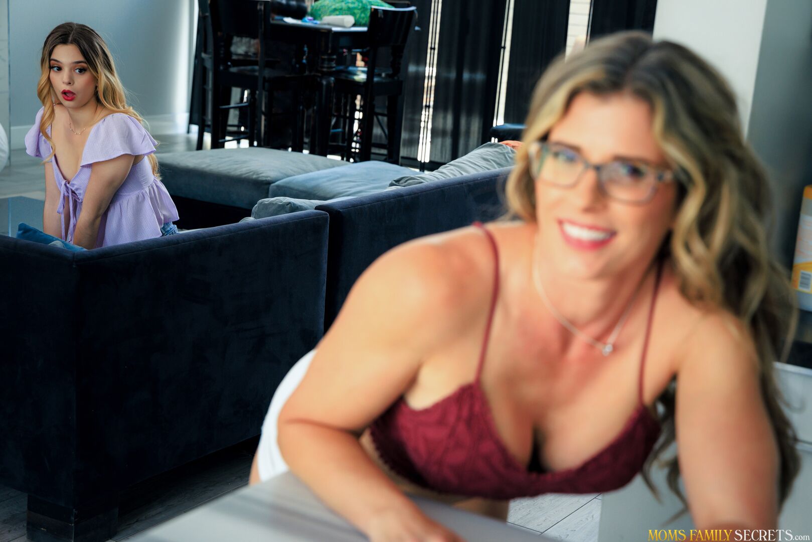 Free Use Stepmommy - S1:E7