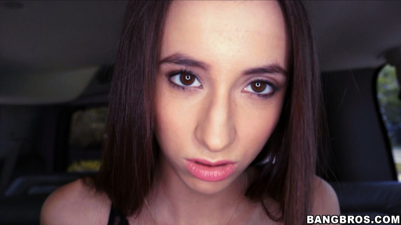 Duke Celeb Belle Knox Rides 4 Dicks