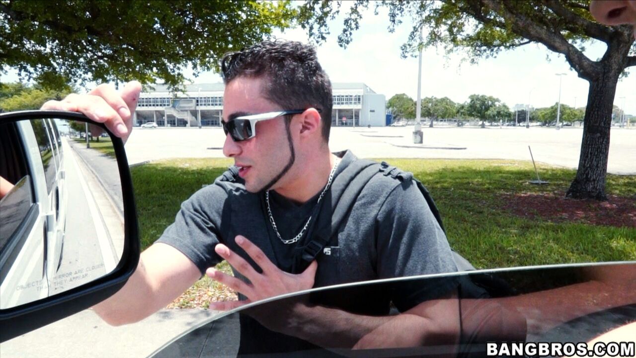 Duke Celeb Belle Knox Rides 4 Dicks