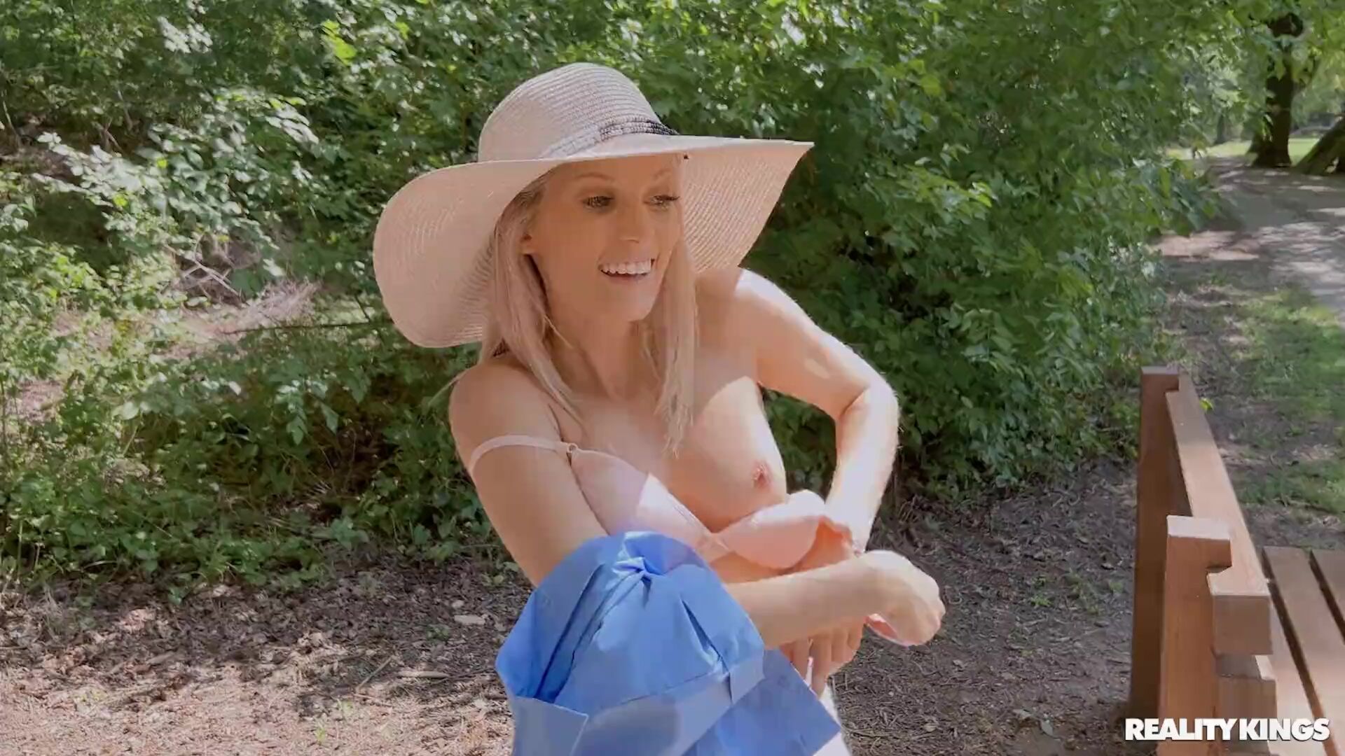 Fidget Spinning With The Oily Anal Lover