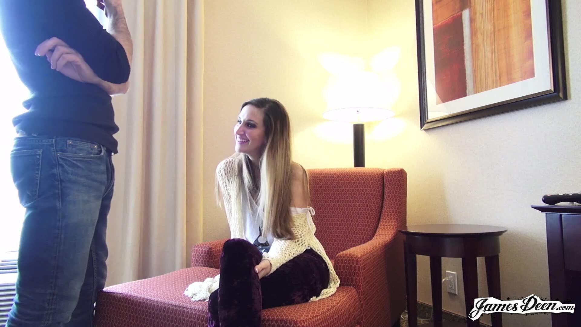 Mystica Jade Texting While Fucking