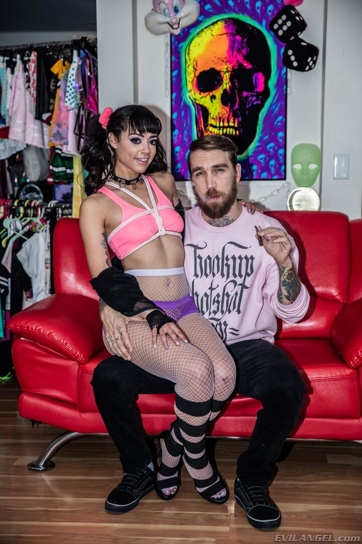Ropebaby's Kinky Hardcore Hookup
