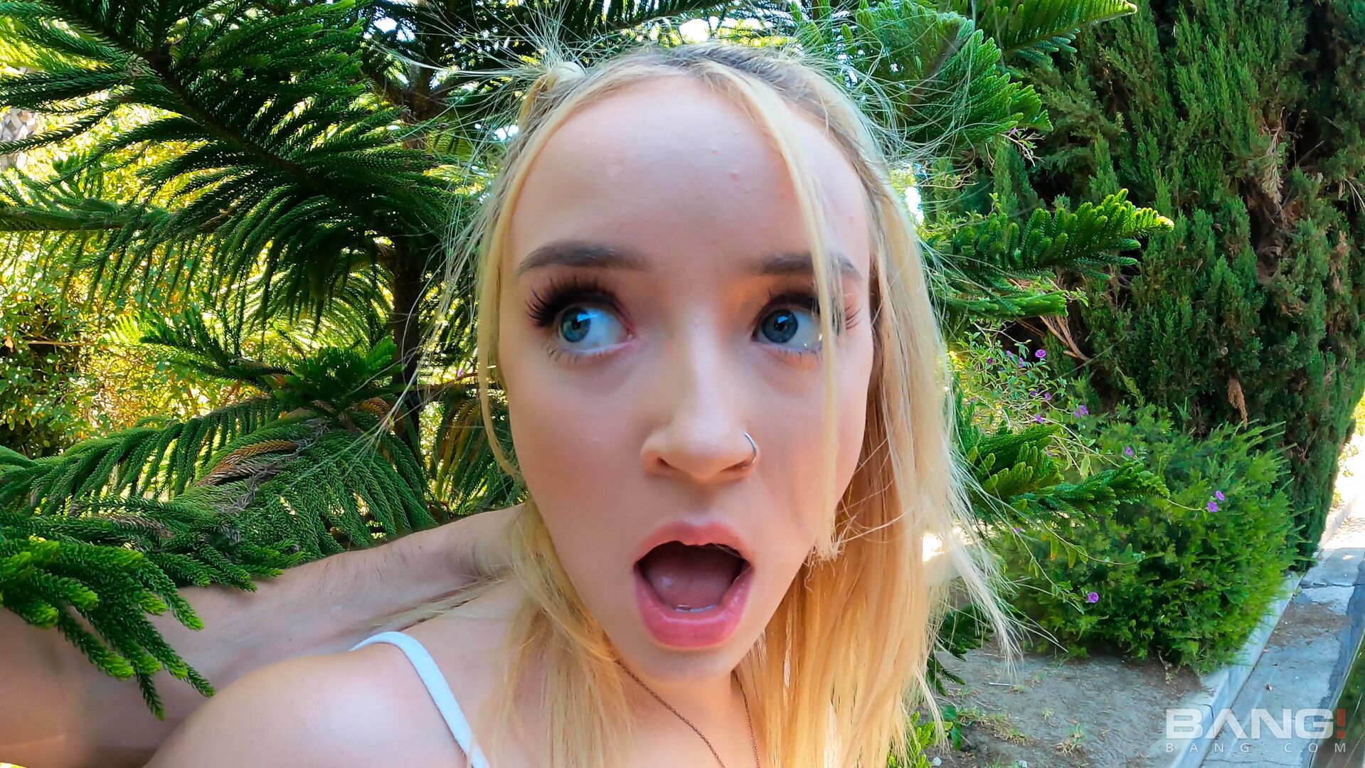 Teen Nympho Maria Kazi Fucks Next To Busy Street Before Getting Creampie