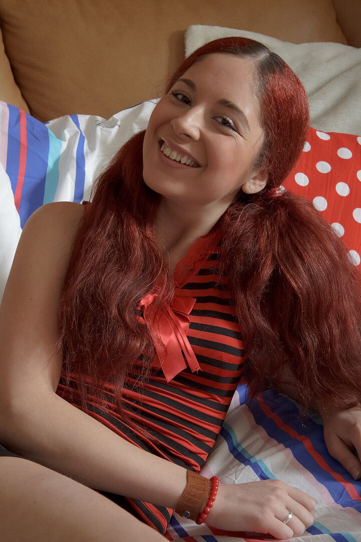 Morning Sex is the Best with Horny Teen Willow!