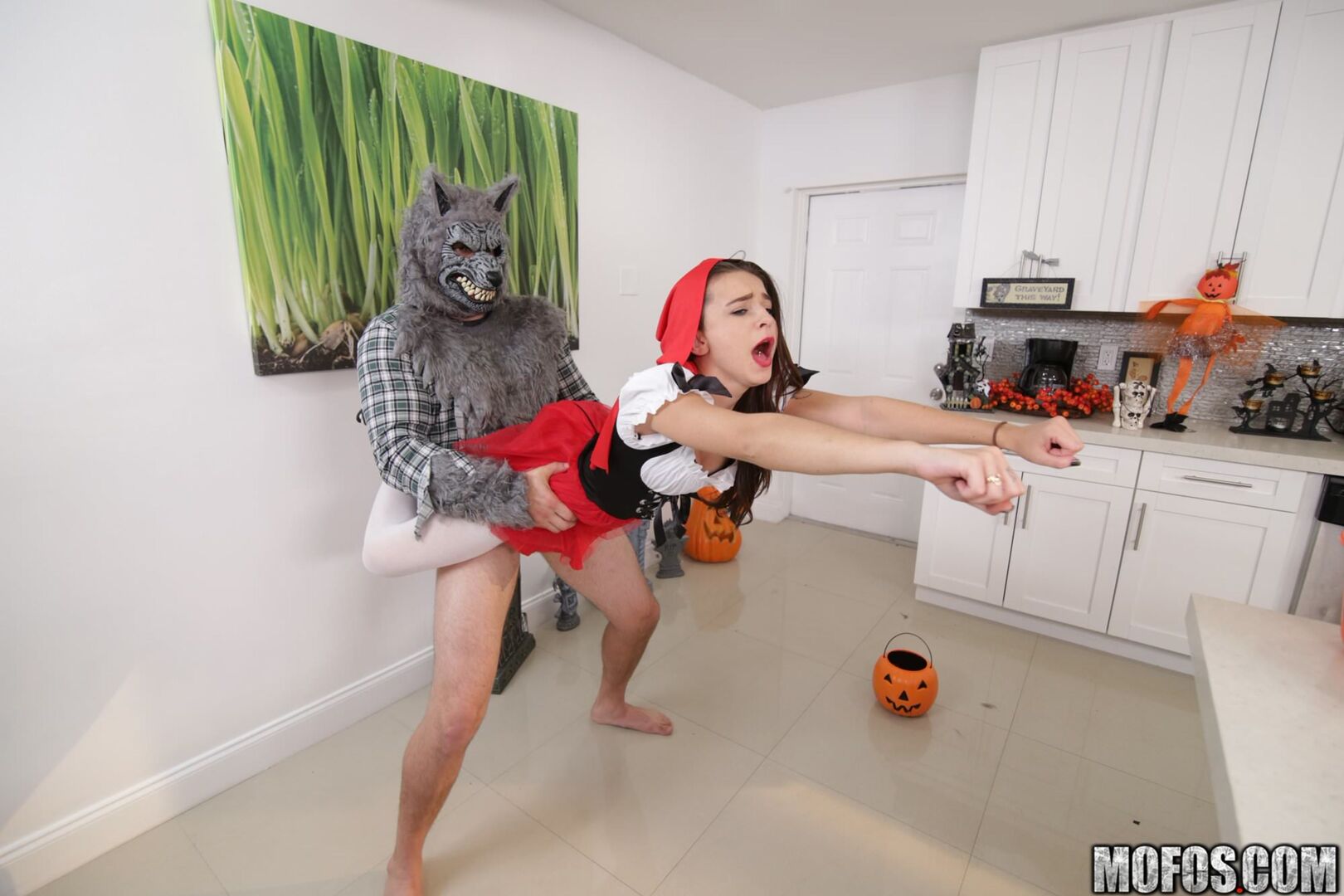 Brunette Spinner Fucks on Halloween