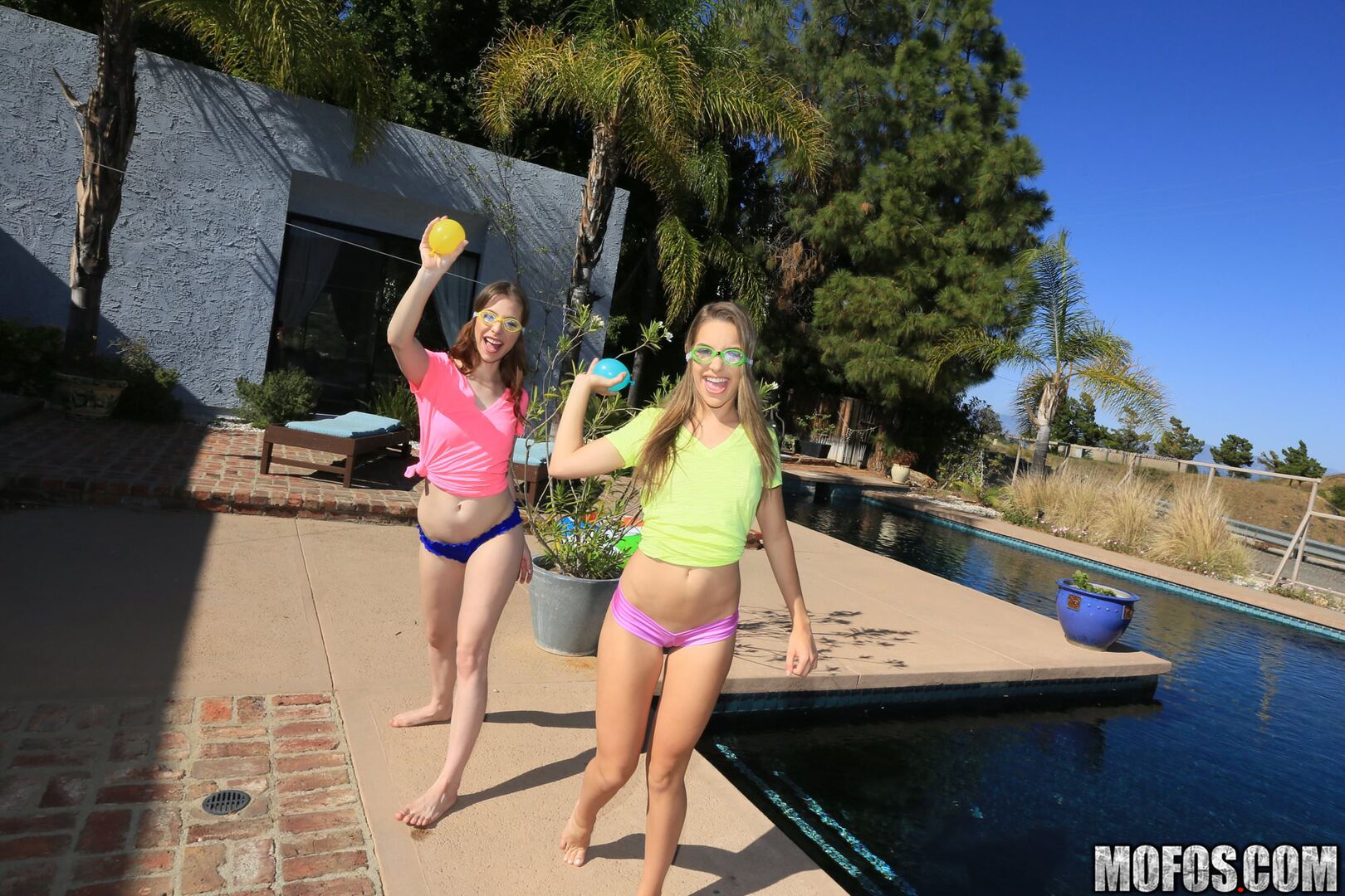 Two Bikini Babes Share a Boyfriend