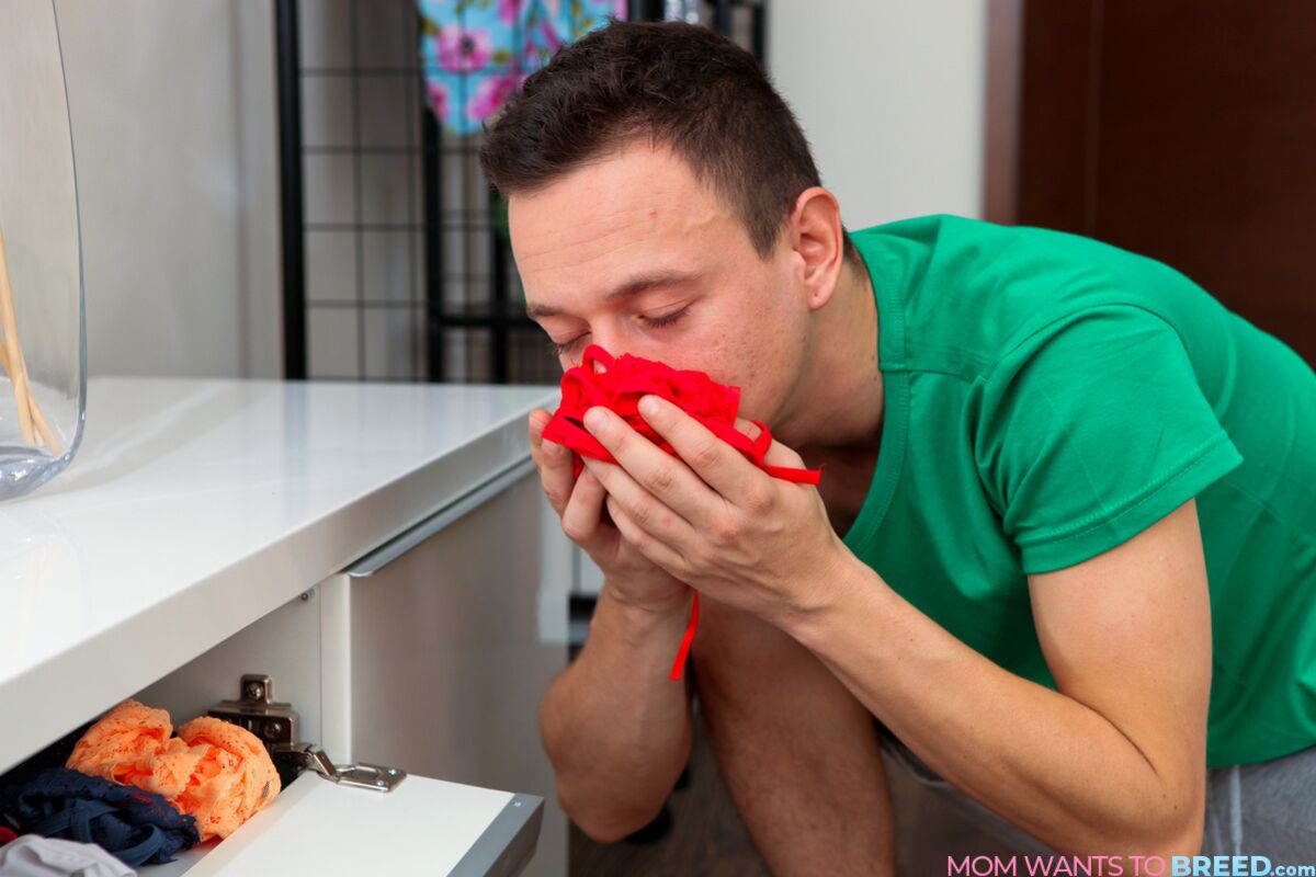 After I Caught Him Sniffing Panties I Took My Stepsons Cum - S1:E7