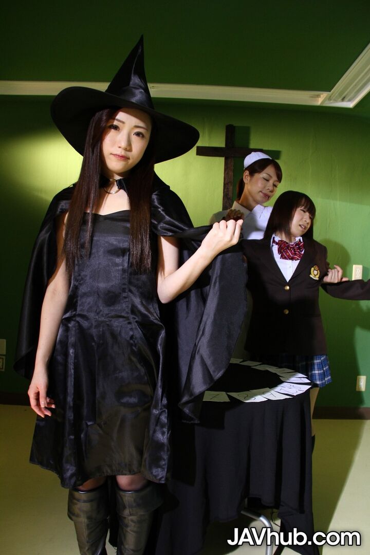 Mao Sena, Miharu Kai, Minami Shinjyo, Yuko Koda, Mayoi Sakuya 1