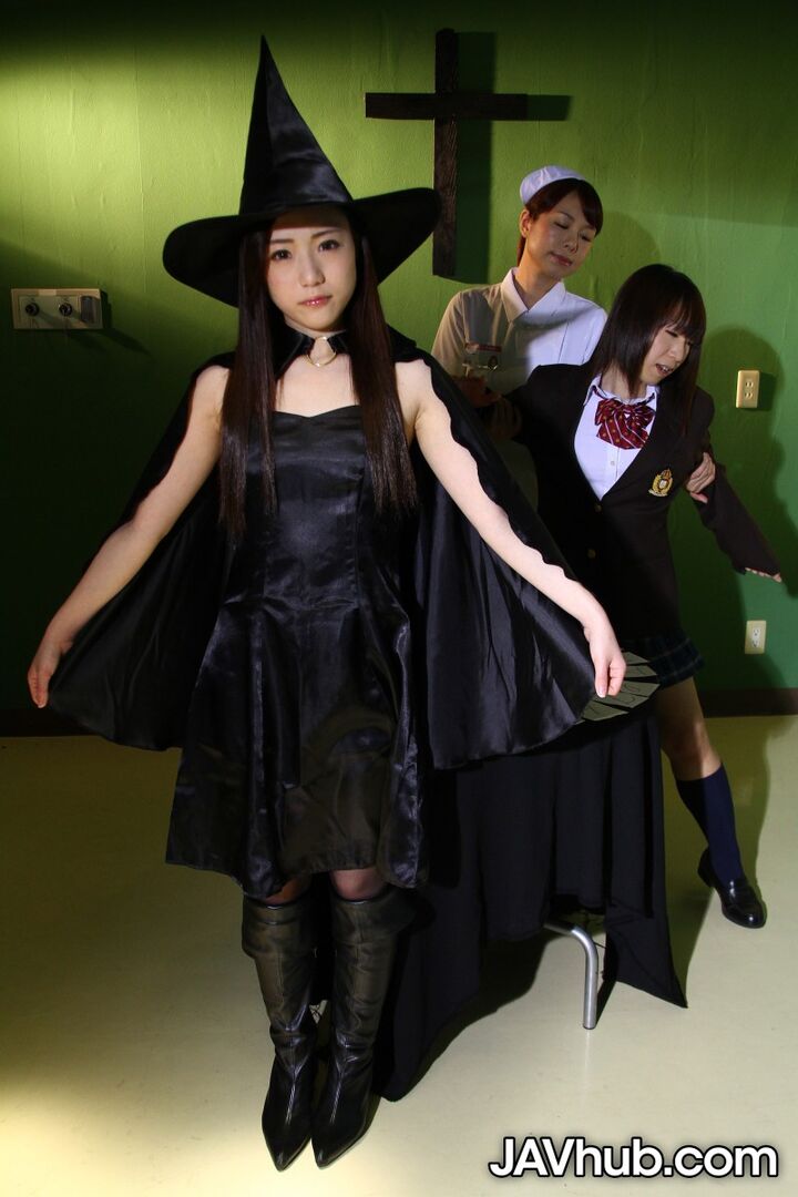 Mao Sena, Miharu Kai, Minami Shinjyo, Yuko Koda, Mayoi Sakuya 1