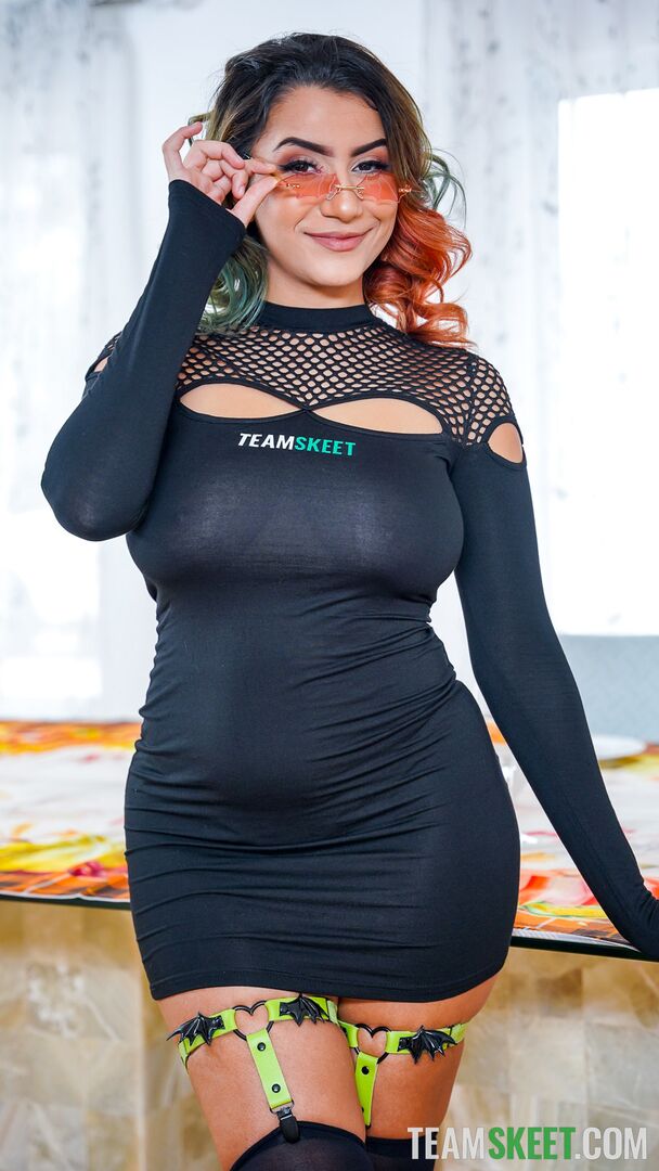 Roxie’s Fantasy Cum True