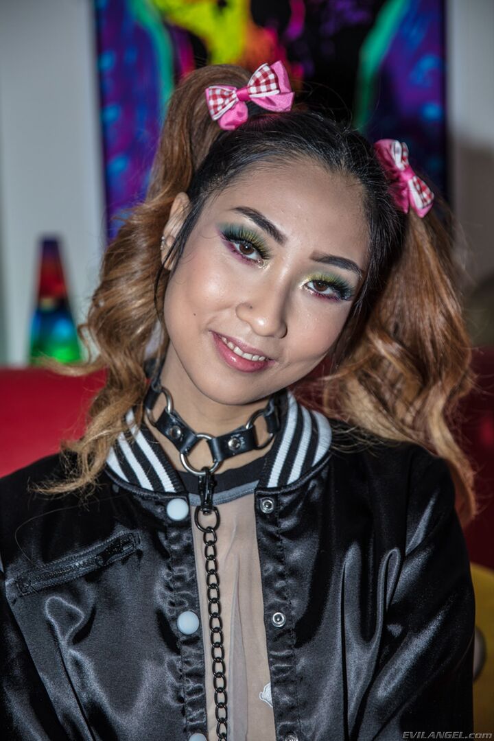 Asian Eva Hooks Up For A Dominant Fuck