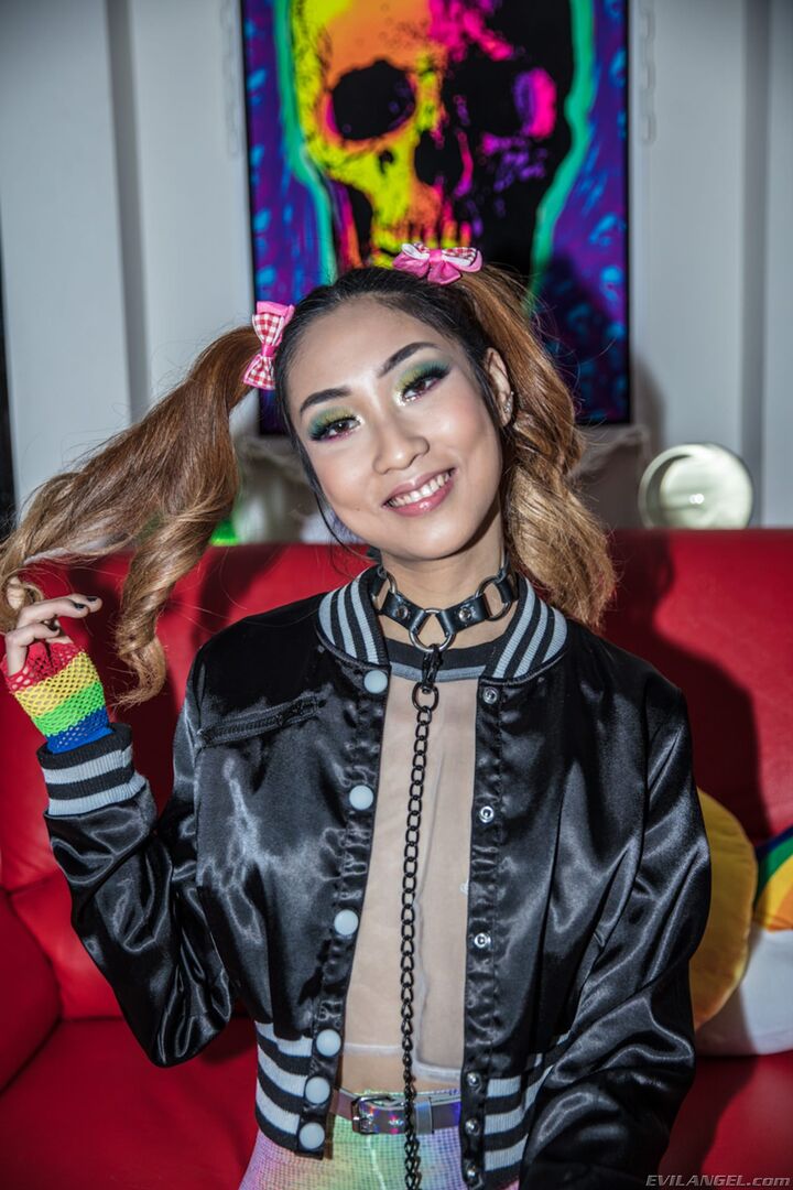 Asian Eva Hooks Up For A Dominant Fuck