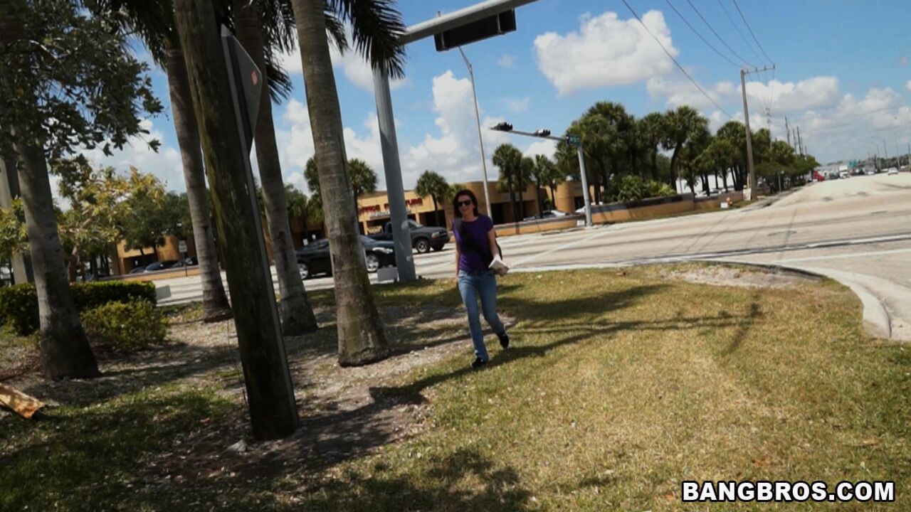 Amateur Redhead White Girl Gives Up Her Ass for Cash