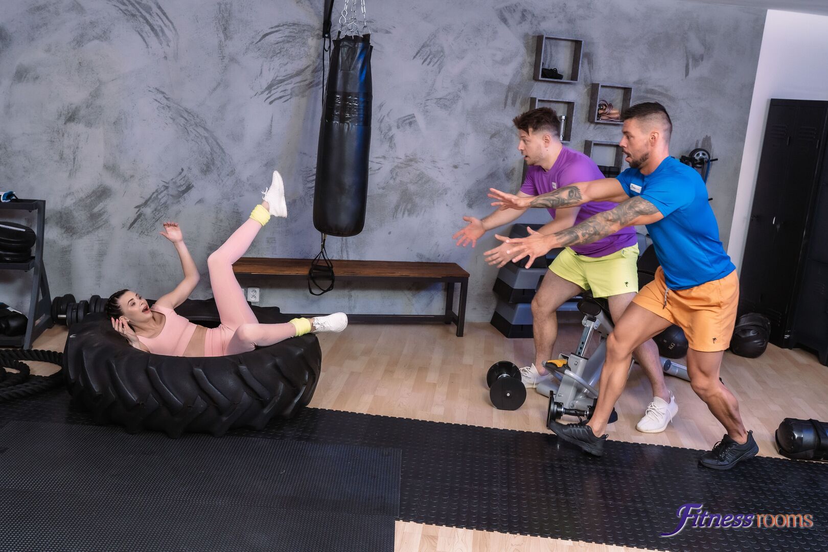Hardcore big dick threesome in gym