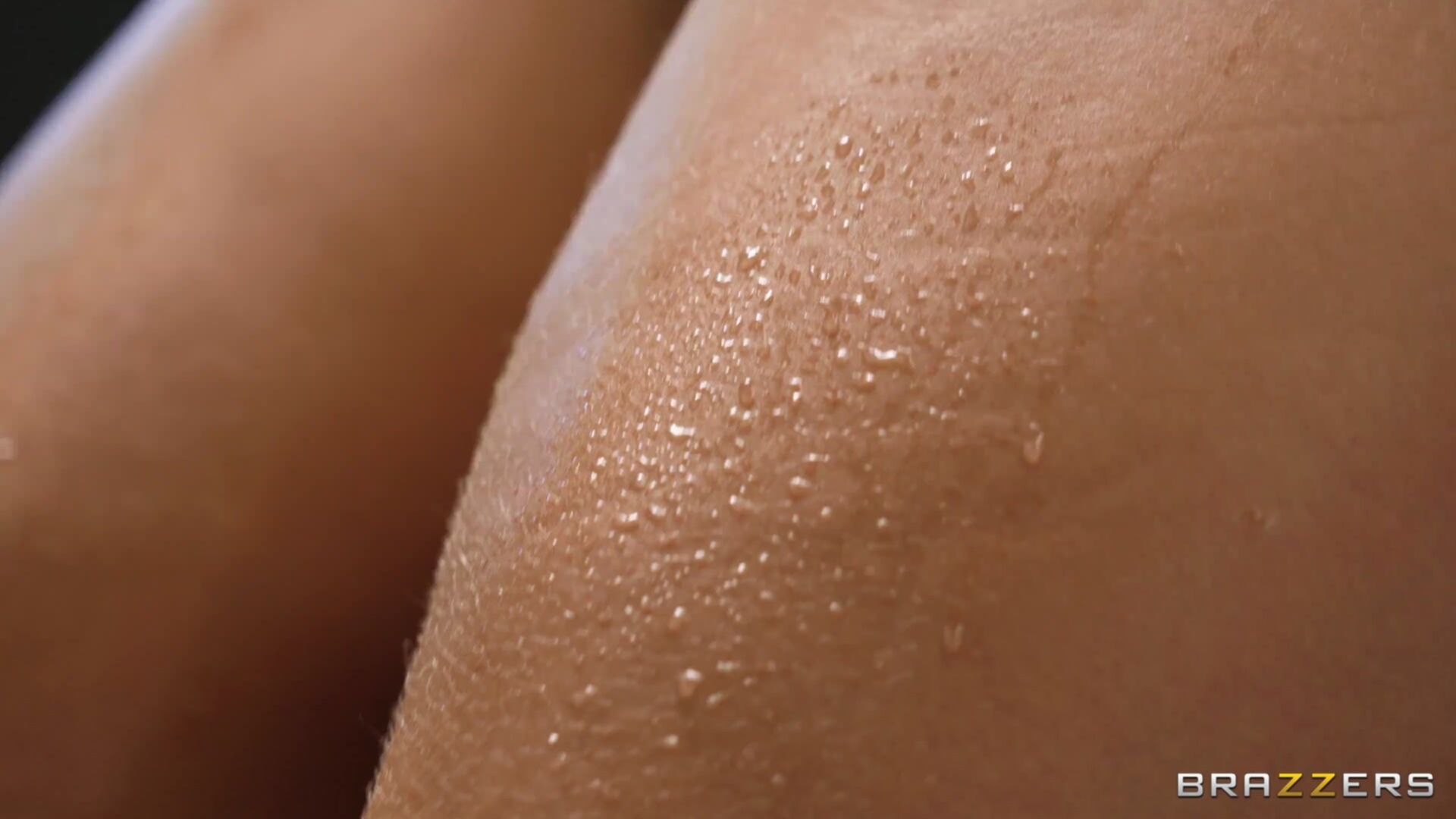 Scissoring The Sweaty Slut