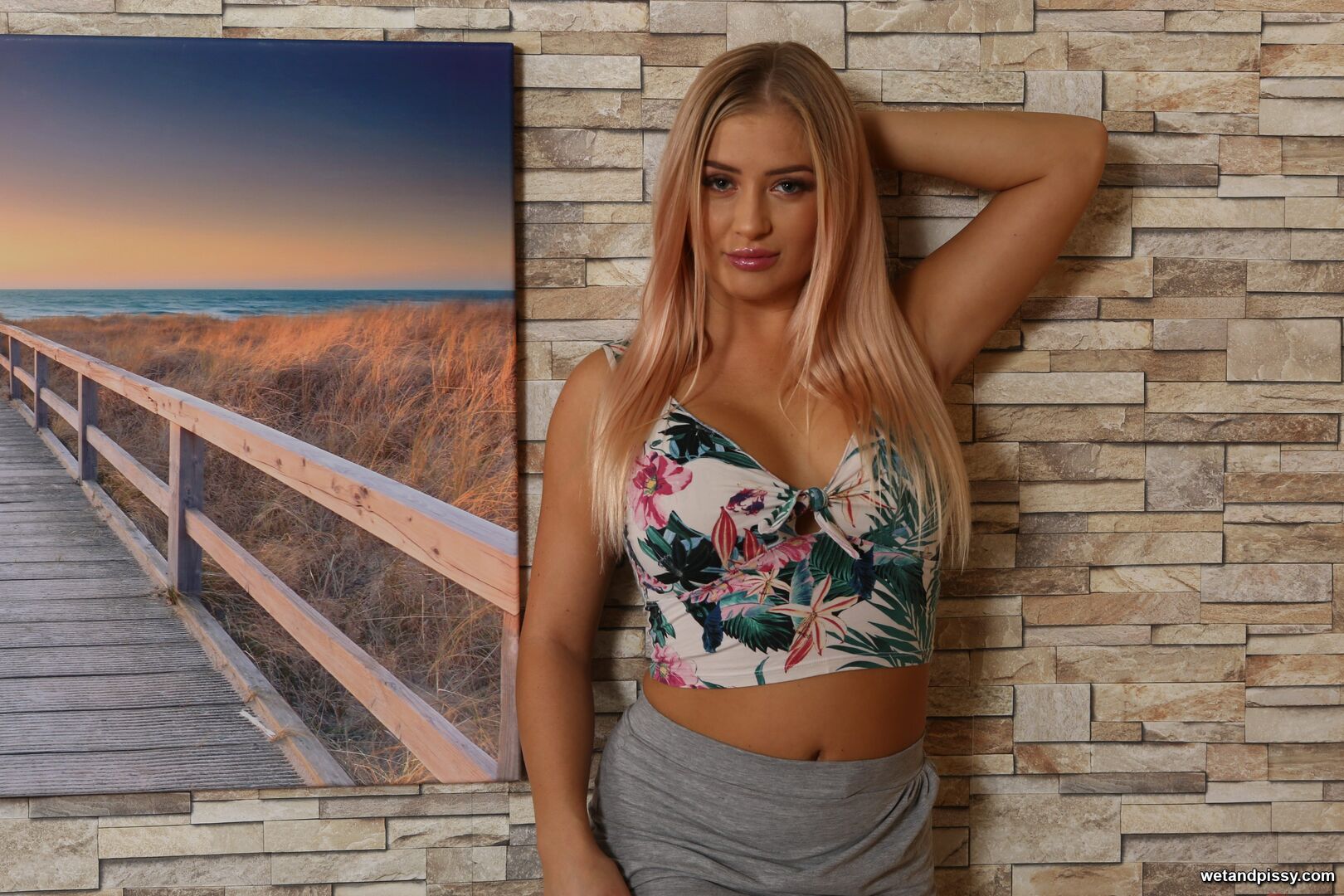 CAYLA — PISS LOVING BLONDE