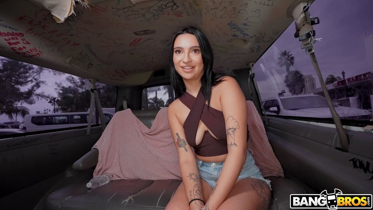 Penis Icing On Her Pussy