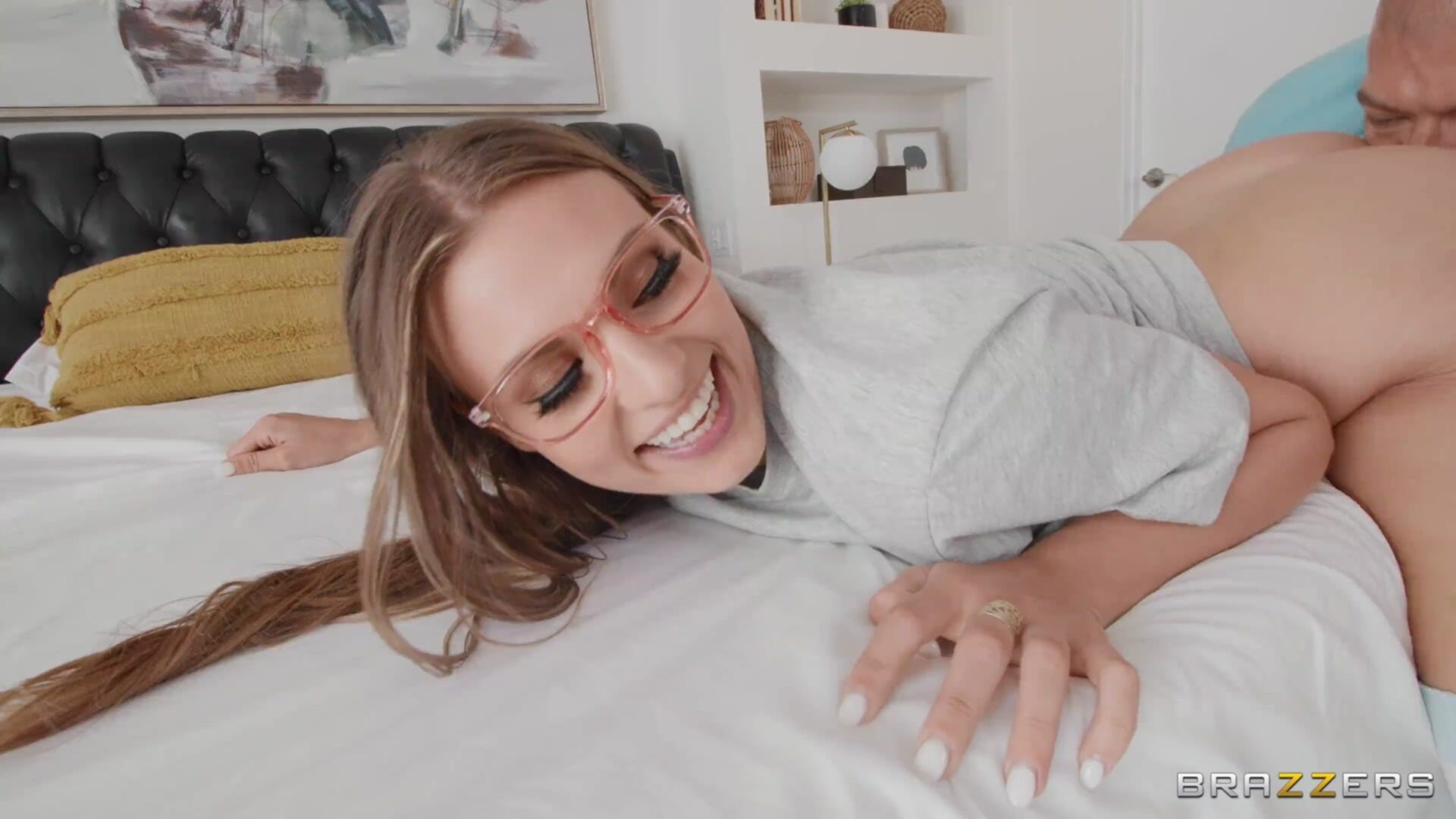 Horny GF Gets a Sneaky Creampie