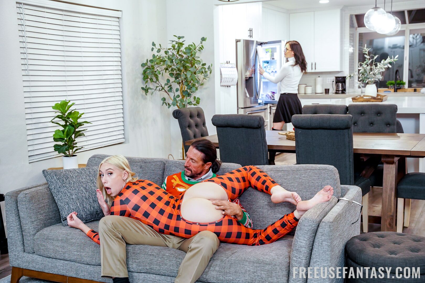 A Lovely Time Of Year Pt. 1: Cumming Home for Xmas