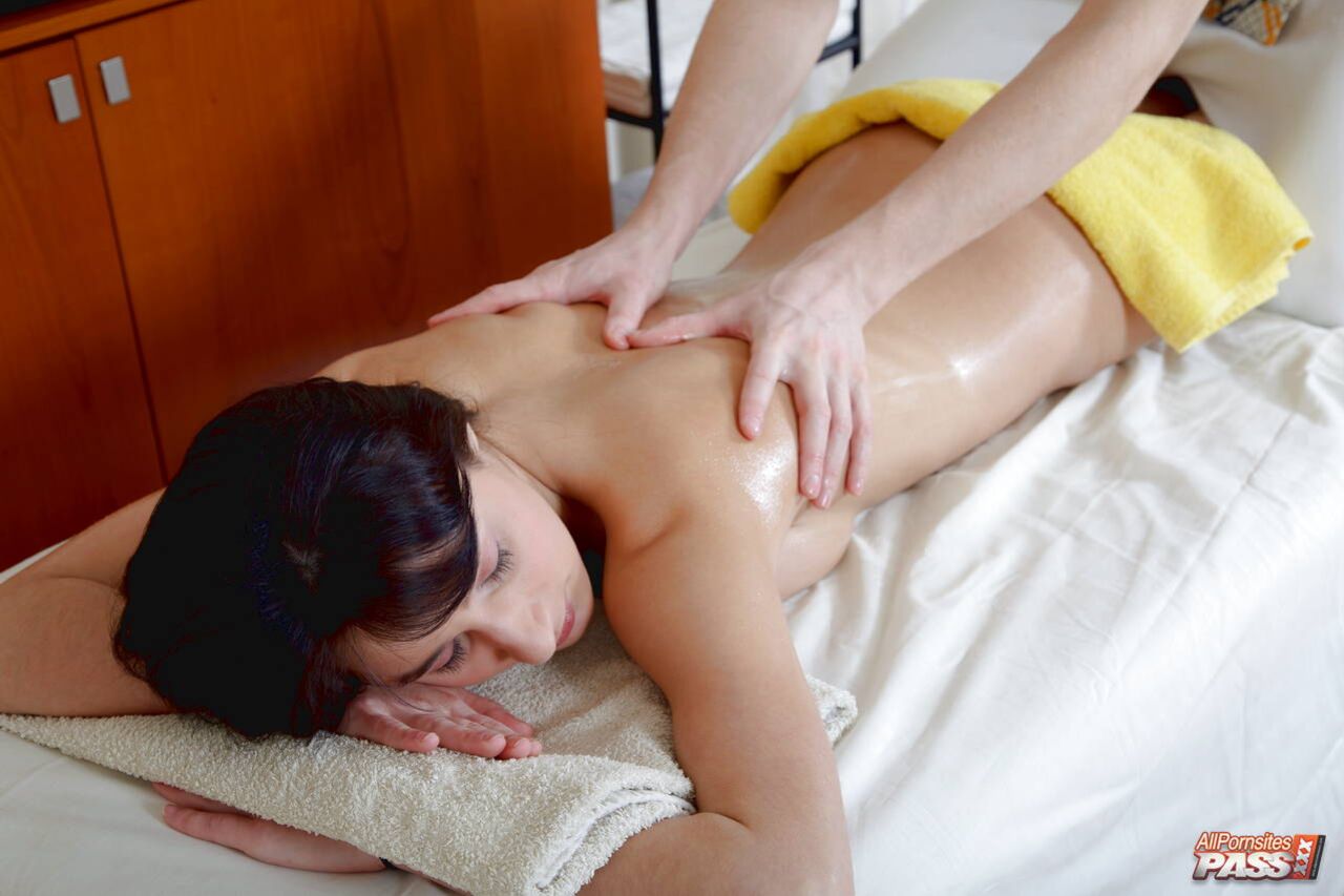 Teen gets frisky with masseur
