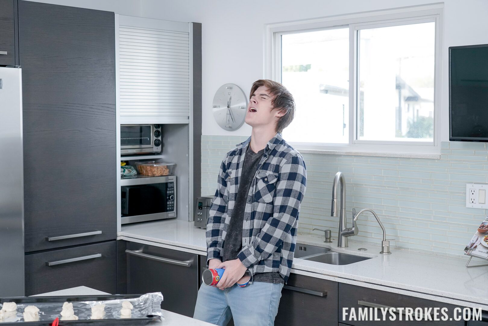 Sharing a Holiday Treat