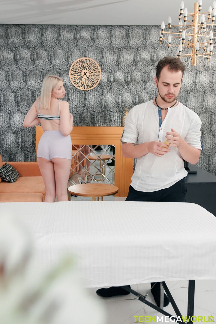 Hard sex at full-body massage